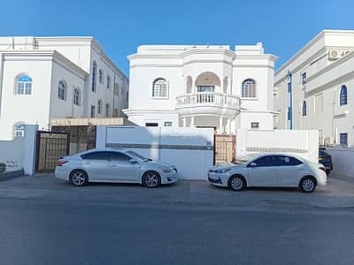 فیلا 5 غرف نوم للايجار في الغبرة، مسقط - فيلا من 5 غرف نوم للإيجار في الغبرة، مسقط