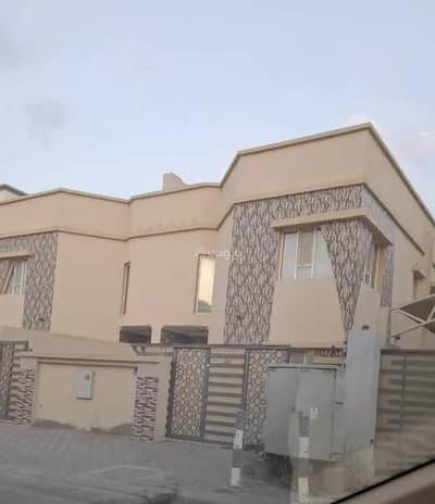 6 Bedroom Villa for Sale in Al Amarat, Muscat - 6 Bedrooms Villa For Sale in Al Amarat, Muscat