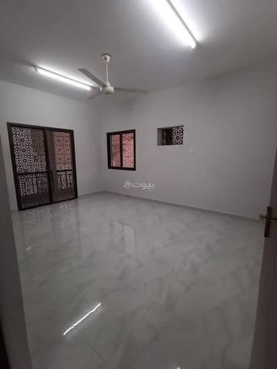 3 Bedroom Flat for Rent in Ruwi, Muscat - 3 Bedrooms Apartment For Rent in Ruwi, Muscat