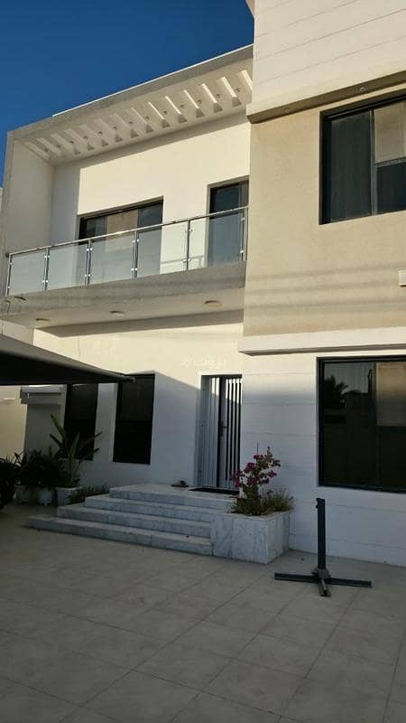 5 Bedroom Villa For Rent in Al Hail, Muscat