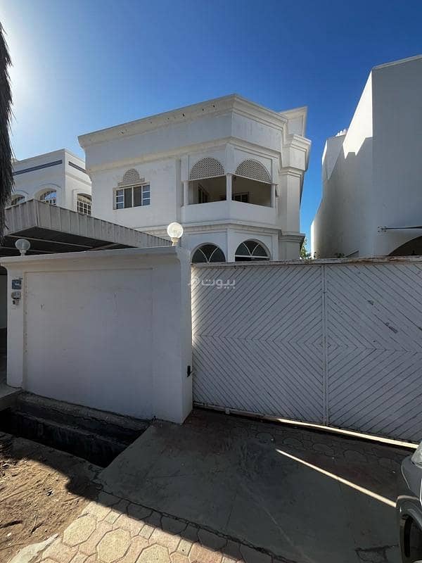 فيلا مكونة من 7 غرف نوم للإيجار في مسقط - أخرى