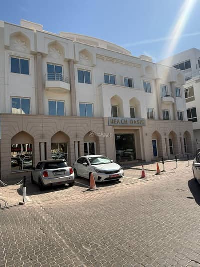 عقارات تجارية اخرى  للايجار في القرم، مسقط - عقار تجاري للإيجار في القرم، مسقط