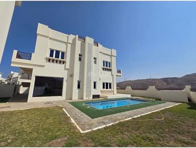 فیلا 6 غرف نوم للايجار في مدينة السلطان قابوس، مسقط - فيلا مكونة من 6 غرفة نوم للإيجار في مدينة السلطان قابوس، مسقط