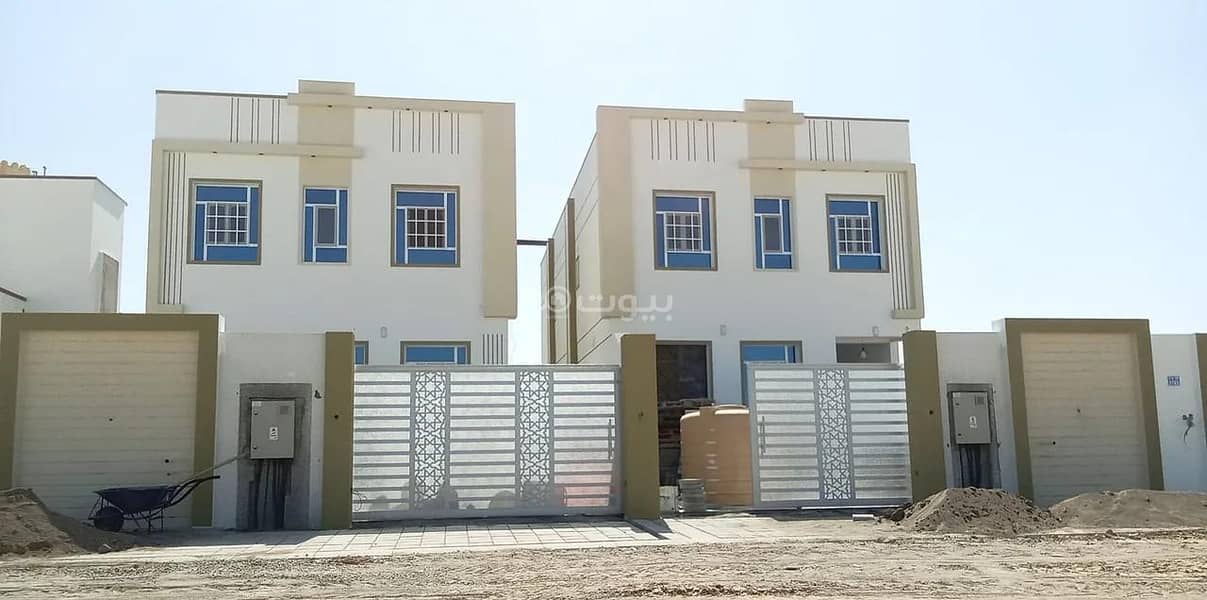 فيلا من 4 غرف نوم للبيع في العمارات، مسقط