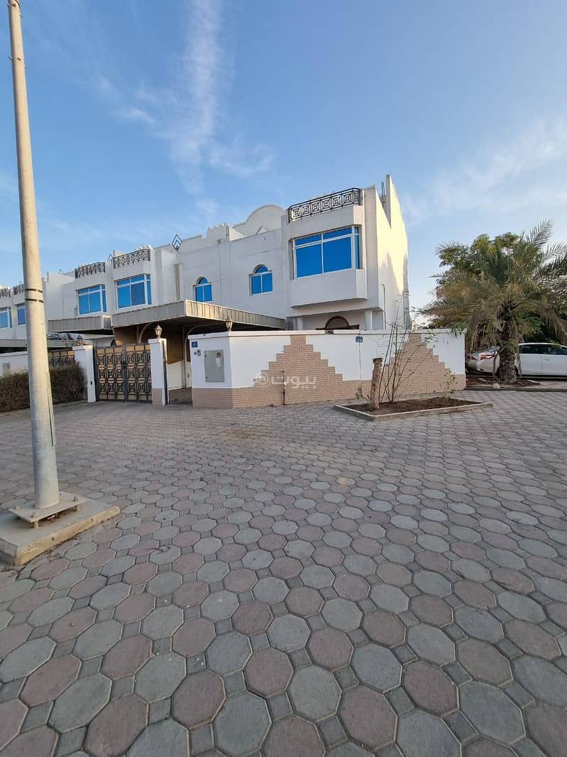 ڤيلا 5 غرف نوم للإيجار أزيبه، مسقط ڤيلا 5 غرف نوم للإيجار أزيبه، مسقط