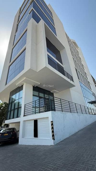 عقارات تجارية اخرى  للايجار في الخوير، مسقط - تجاري للايجار في الخوير مسقط