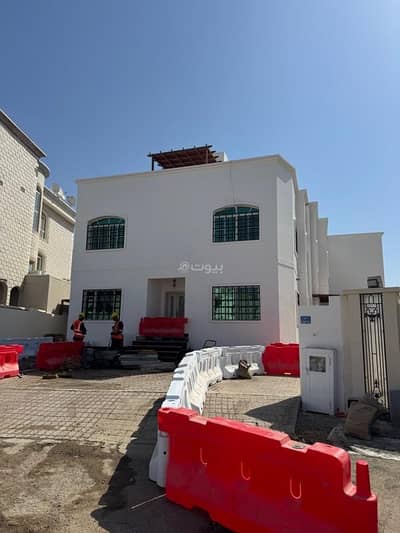 فیلا 4 غرف نوم للايجار في بوشر، مسقط - فيلا مكونة من 4 غرف نوم للإيجار في البوشر، مسقط