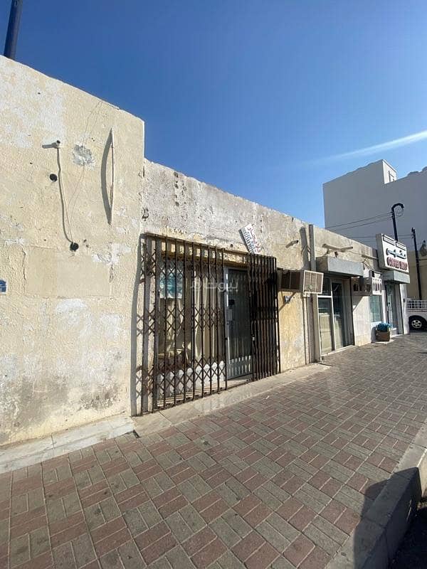 Commercial Property for Rent in Al Amarat, Muscat