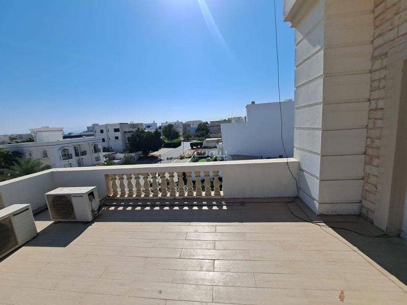 3 Bedrooms Apartment For Rent Al Hail, Muscat 3 Bedrooms Apartment For Rent Al Hail, Muscat
