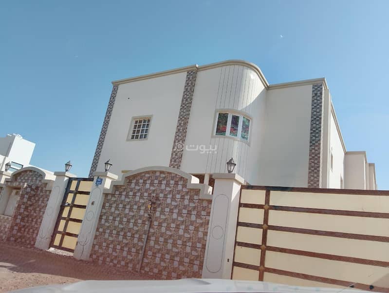 فيلا من 5 غرف نوم للإيجار في المعاويل، مسقط