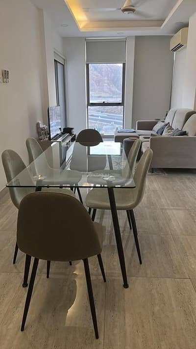 3 Bedroom Apartment for Rent in Madinat As Sultan Qaboos, Muscat - 3 Bedrooms Apartment For Rent Madinat As Sultan Qaboos, Muscat