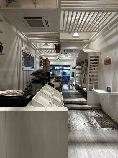 عقارات تجارية اخرى  للبيع في العذيبة، مسقط - عقار تجاري للبيع في العزيزية، مسقط