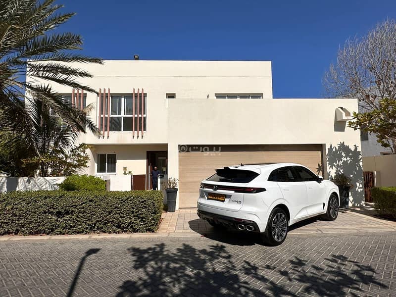 فيلا 5 غرف نوم للبيع في الموج مسقط