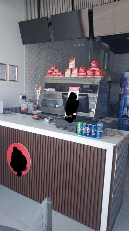 عقار تجاري للبيع في الأمارات، مسقط