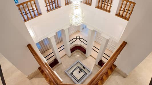 فیلا 9 غرف نوم للايجار في القرم، مسقط - فيلا مكونة من 9 غرف نوم للإيجار في قورم، مسقط