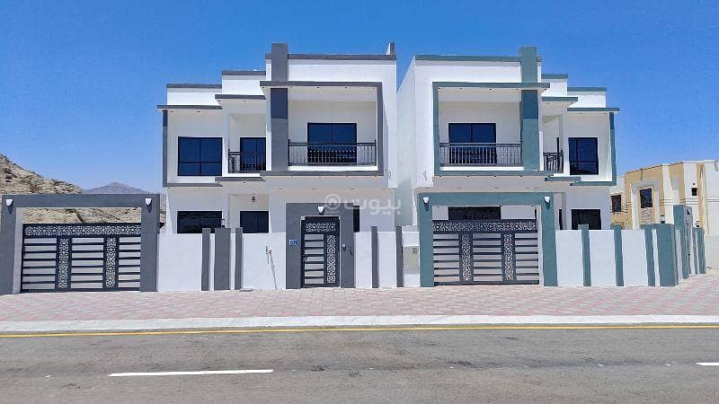 فيلا مكونة من 4 غرف نوم للبيع في الأمارات، مسقط