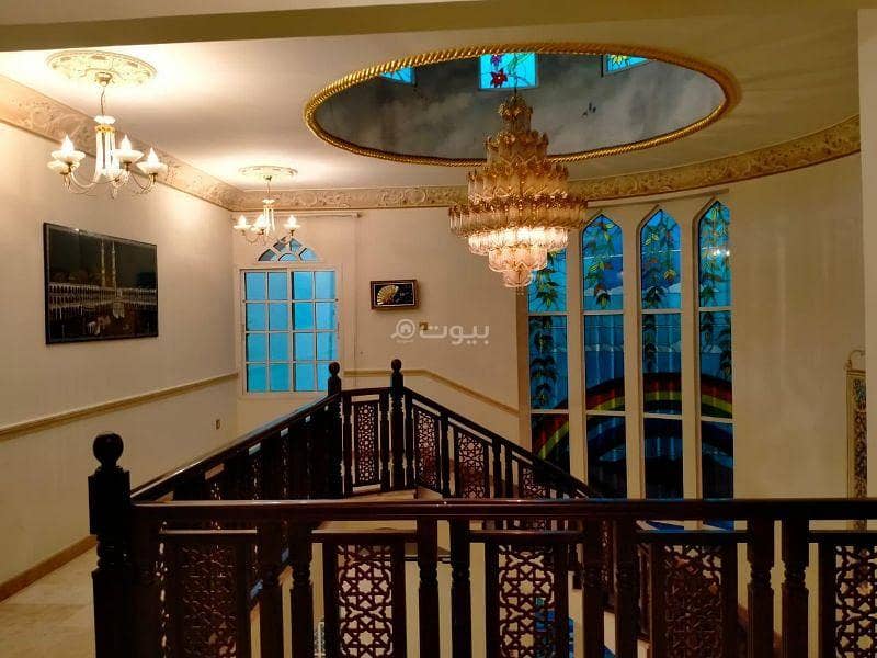 شقة مكونة من 7 غرف نوم للبيع في أزايا، مسقط