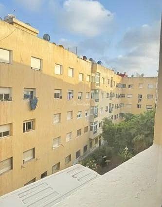 شقة مكونة من غرفتي نوم للبيع في صور، الشرقية