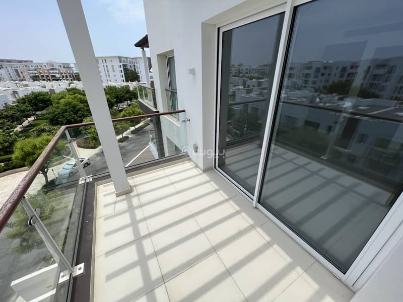1 Bedroom Apartment For Rent The Wave (Almouj) Muscat