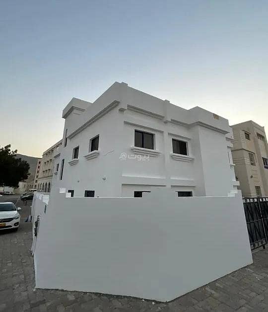 مبنى تجاري للإيجار في الوادي الكبير، مسقط