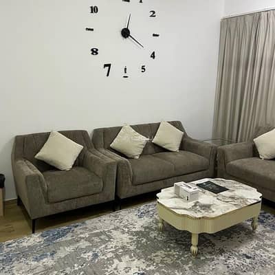 غرفة 8 غرف نوم للايجار في الموج، مسقط - غرفة 8 غرف للإيجار في الموج (الموج) مسقط