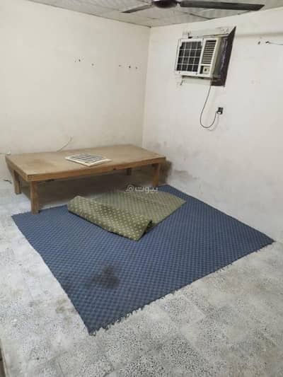 1 Bedroom Room for Rent in Barka, Al Batinah - 1 Room For Rent in Barka, Al Batinah