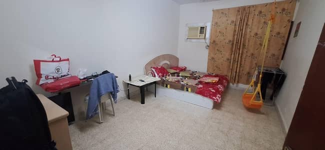 1 Bedroom Room for Rent in Ruwi, Muscat - 1 Bedroom Room For Rent Ruwi, Muscat