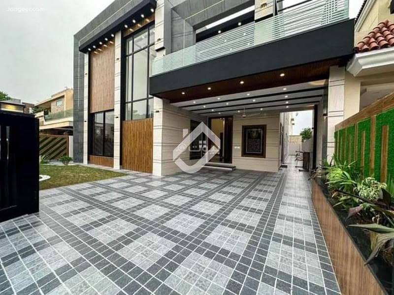 غرفة مع حمامين للإيجار في عُمان غرفة مع حمامين للإيجار في عُمان