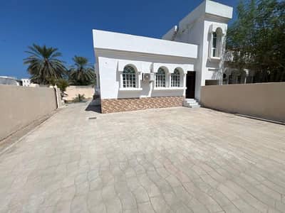 فیلا 4 غرف نوم للايجار في الحيل، مسقط - فيلا بـ4 غرف نوم للإيجار في الهلال، مسقط