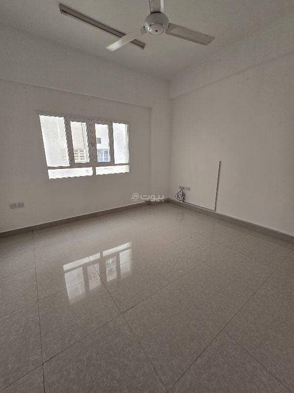 3 Bedrooms Apartment For Rent Al Ghubrah, Muscat