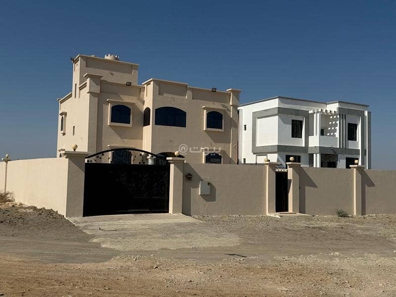 4 Bedrooms Villa For Sale in Al Khaboura, Al Batinah 4 Bedrooms Villa For Sale in Al Khaboura, Al Batinah