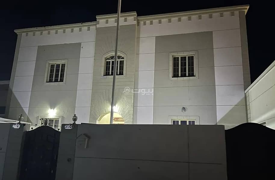 فيلا من 6 غرف نوم للإيجار في بركاء الباطنة