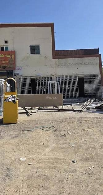 مساحة تجارية للإيجار في بهلاء، الداخلية