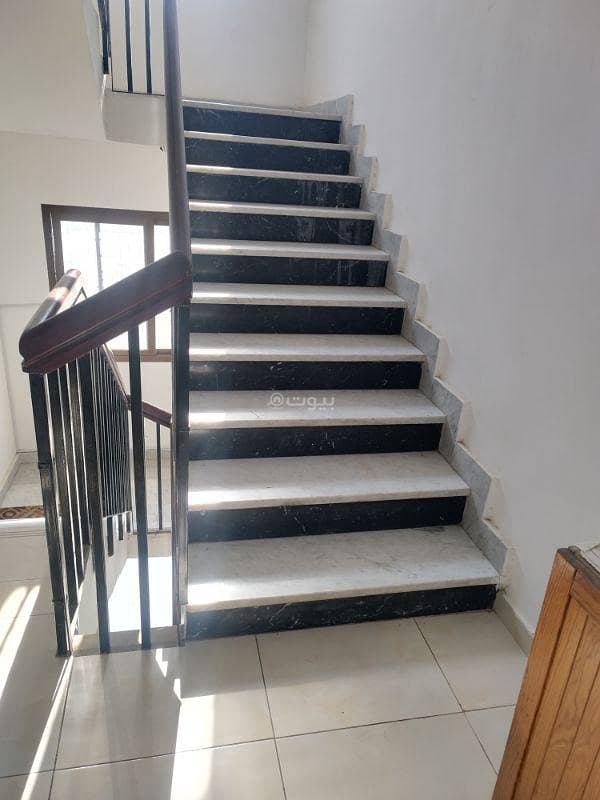 فيلا مكونة من 5 غرف نوم للبيع في الخوير، مسقط