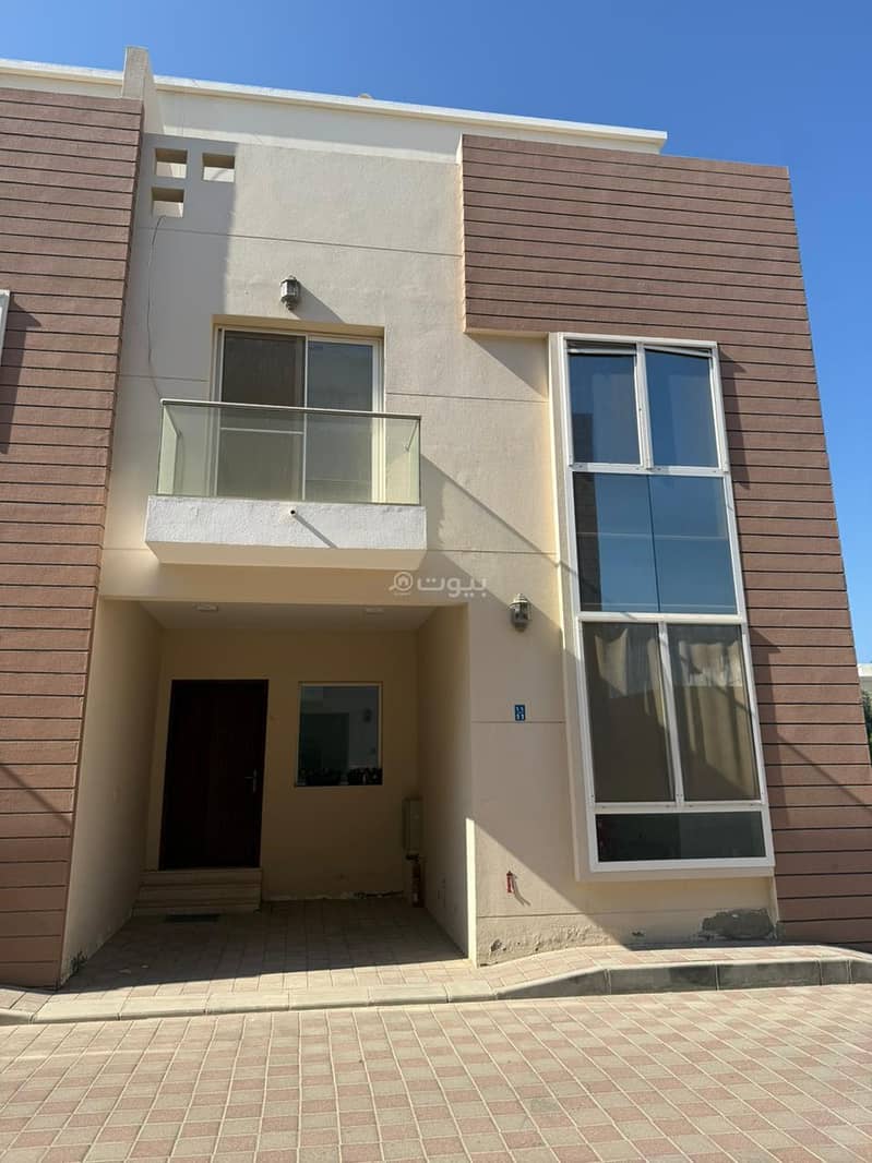 فيلا مكونة من 5 غرف نوم للبيع في عذيبة، مسقط