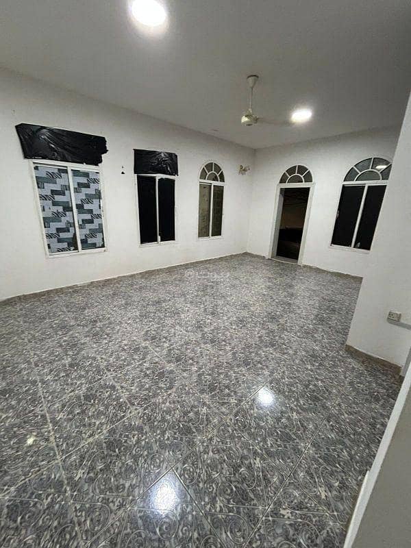 1 Room For Rent in Al Khuwair, Muscat 1 Room For Rent in Al Khuwair, Muscat