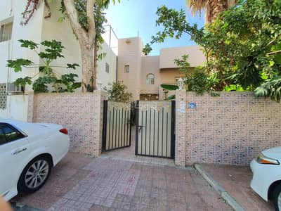 فیلا 3 غرف نوم للبيع في القرم، مسقط - فيلا 3 غرف نوم للبيع في السيفة، مسقط