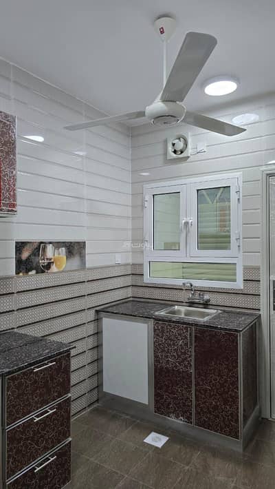 شقة 2 غرفة نوم للايجار في السيب، مسقط - شقة مكونة من غرفتي نوم للإيجار في السيب، مسقط