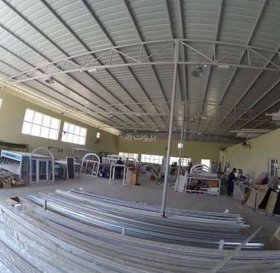 Commercial Building for Sale in Sur, Al Sharqiya - Commercial Building For Sale in Sur, Al Sharqiya