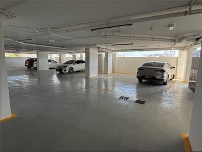 شقة 2 غرفة نوم للايجار في العذيبة، مسقط - شقة تتكون من غرفتي نوم للإيجار في العزيزية مسقط