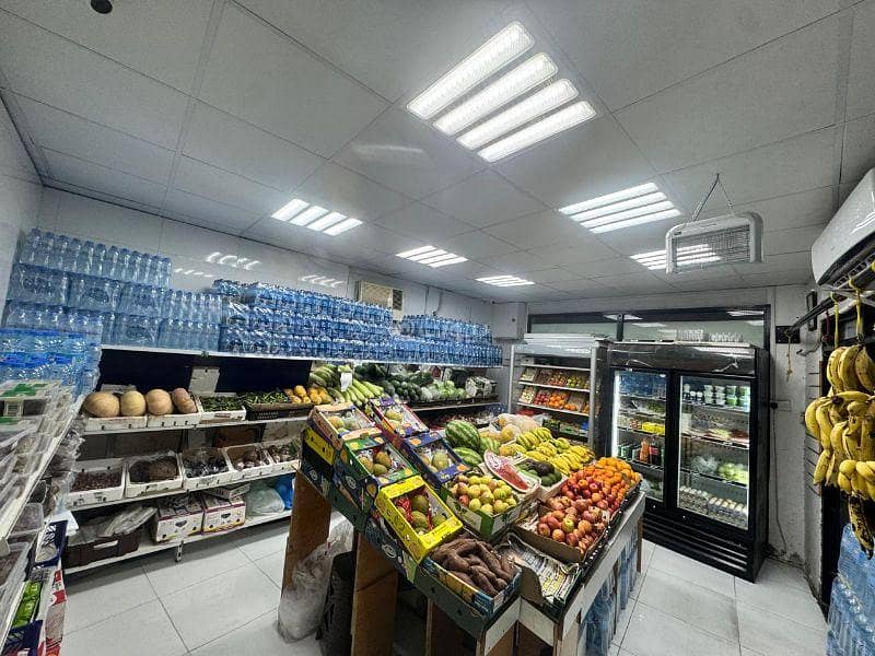 عقار تجاري آخر للبيع في روي، مسقط عقار تجاري آخر للبيع في روي، مسقط