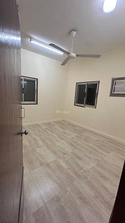 فلیٹ 4 غرف نوم للايجار في روي، مسقط - شقة تحتوي على 4 غرف نوم للإيجار في روي، مسقط