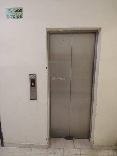 فلیٹ 4 غرف نوم للايجار في نزوى، الداخلية - شقة مكونة من 4 غرف نوم للإيجار في نزو، الداخلية