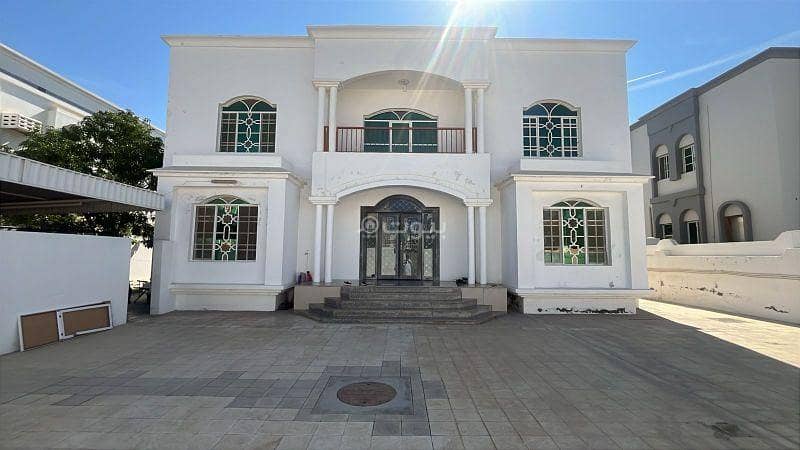 مبنى تجاري للبيع في الخوض، مسقط مبنى تجاري للبيع في الخوض، مسقط