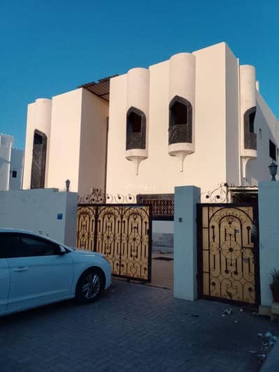 مجمع تجاري للبيع في السيب، مسقط - مبنى تجاري للبيع في السيب، مسقط مجمع تجاري للبيع في السيب، مسقط - مبنى تجاري للبيع في السيب، مسقط