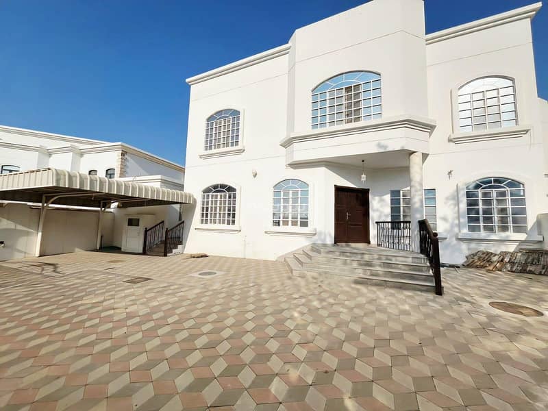 فيلا مكونة من 5 غرف نوم للبيع في الخوير، مسقط فيلا مكونة من 5 غرف نوم للبيع في الخوير، مسقط