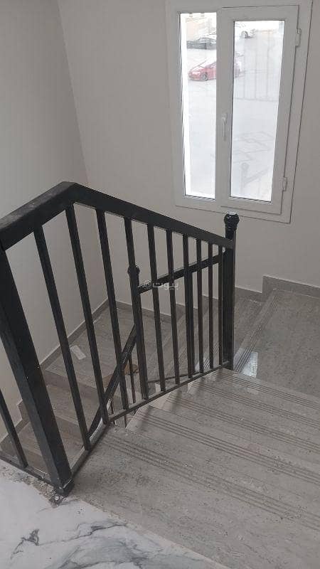 2 Bedrooms Apartment For Rent Al Amarat Muscat