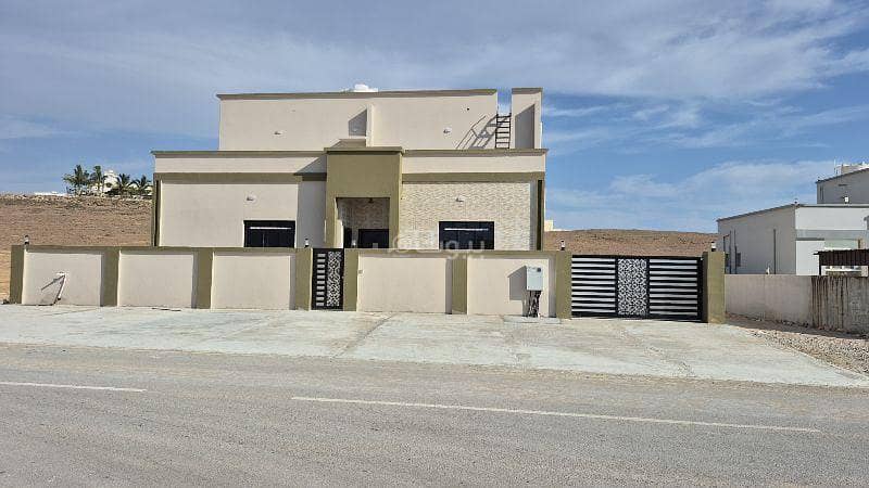 4 Bedrooms Villa For Sale in Salalah, Dhofar 4 Bedrooms Villa For Sale in Salalah, Dhofar