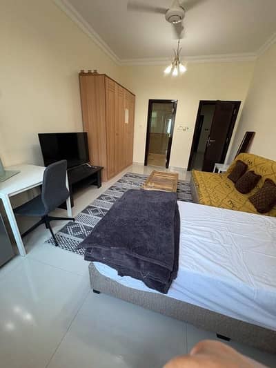 غرفة 1 غرفة نوم للايجار في مدينة السلطان قابوس، مسقط - غرفة مكونة من غرفة نوم واحدة للإيجار في مدينة السلطان قابوس، مسقط