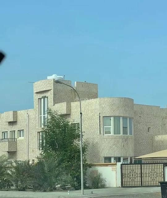 6 Bedroom Villa For Sale in Al Seeb, Muscat 6 Bedroom Villa For Sale in Al Seeb, Muscat